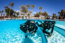 Fuerteventura - Canary Islands. Pool dive.